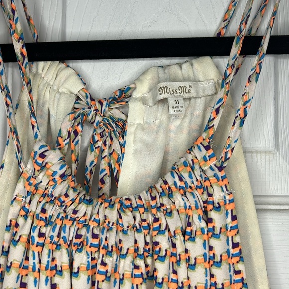 Miss Me Flowy Dress. Size Medium - Picture 6 of 9